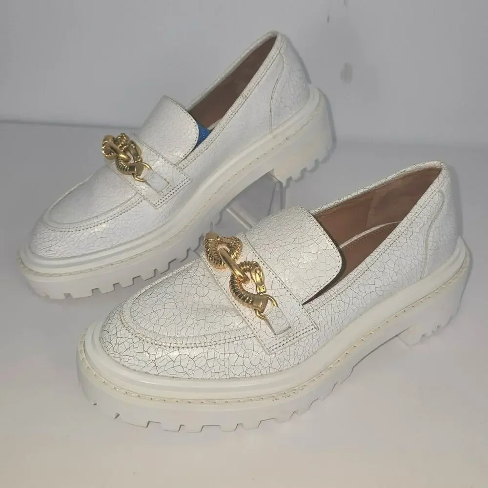 Tory Burch Jessa Lug Sole Loafer White Crackle Gold Tone Metal Horse Head Size 7